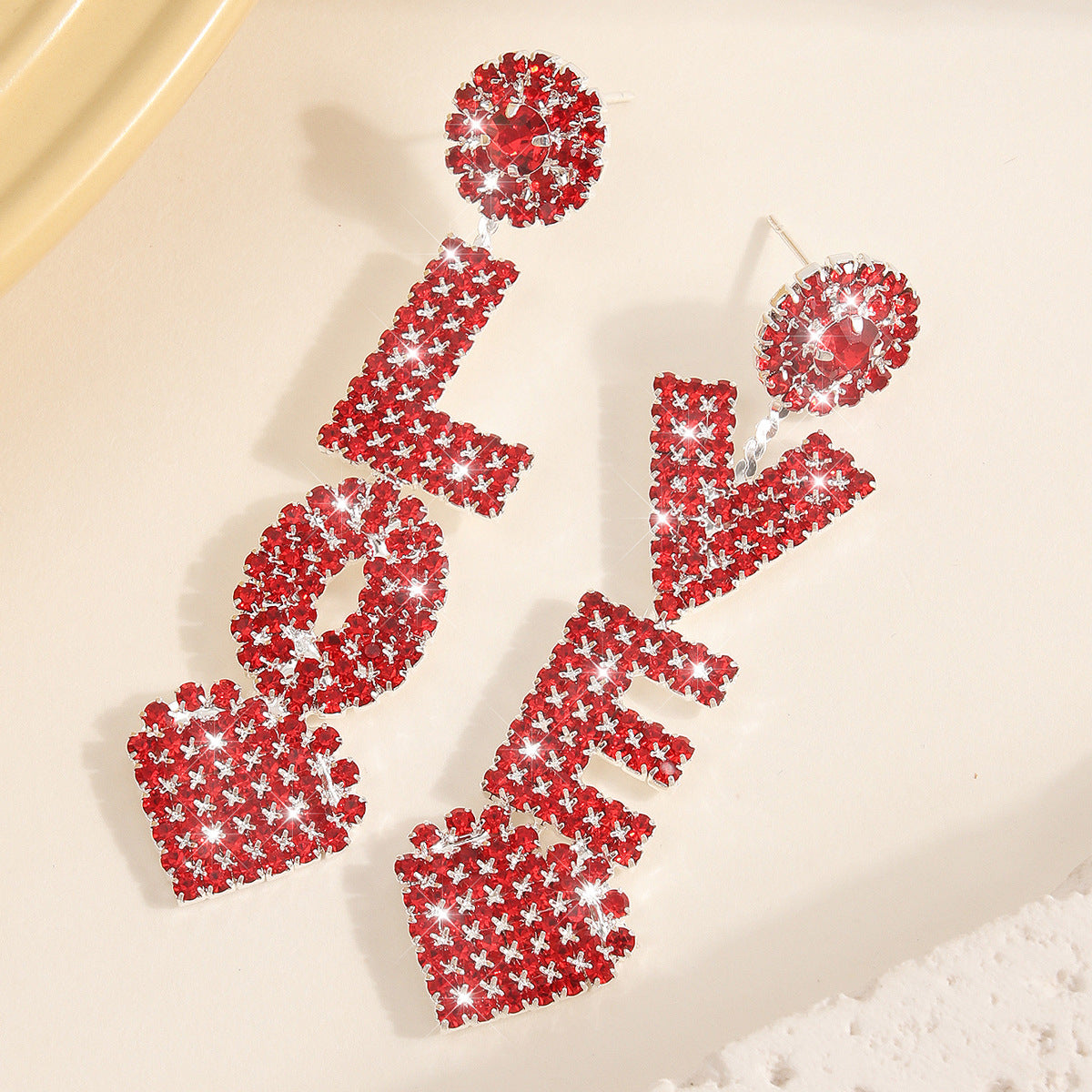 Wholesale Europe and the United States cross-border decorative personality flash diamond love earrings versatile fashion design sense earrings earrings Valentine's Day jewelry